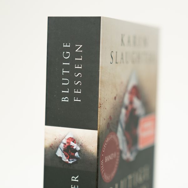 Produktbild: Blutige Fesseln