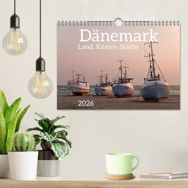 Produktbild: D&auml;nemark - Land, K&uuml;sten, St&auml;dte (Wandkalender 2026 DIN A4 quer), CALVENDO Monatskalender