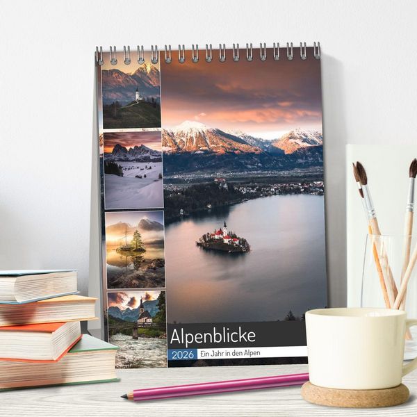 Produktbild: Alpenblicke - Ein Jahr in den Alpen (Tischkalender 2026 DIN A5 hoch), CALVENDO Monatskalender