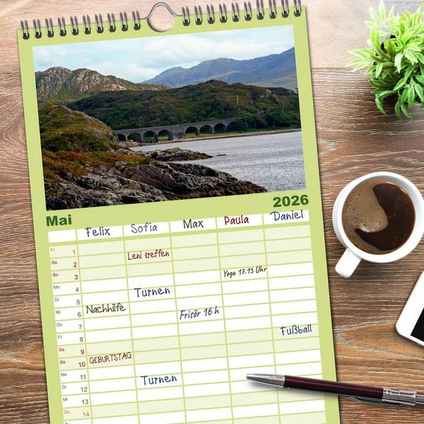 Produktbild: Familienplaner 2026 - Western Highlands - Schottland mit 5 Spalten (Wandkalender, 21 x 45 cm) CALVENDO