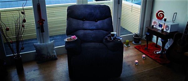 Produktbild: Killer Sofa - Nimm Gerne Platz...