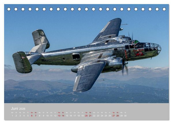 Produktbild: Fliegende Legenden - Warbirds (Tischkalender 2026 DIN A5 quer), CALVENDO Monatskalender