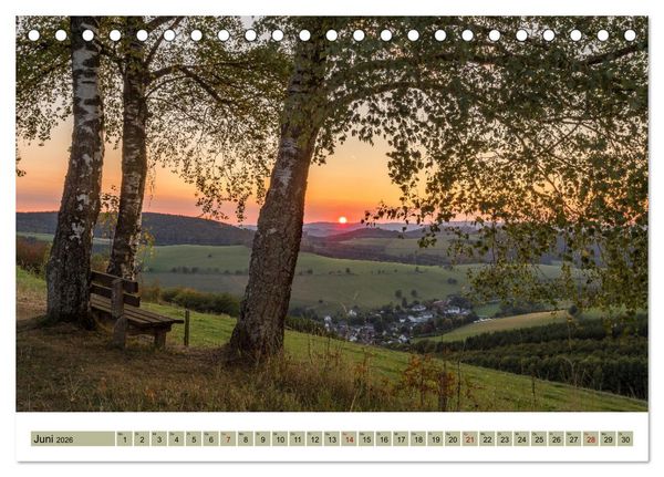 Produktbild: Sauerland - Land der tausend Berge (Tischkalender 2026 DIN A5 quer), CALVENDO Monatskalender
