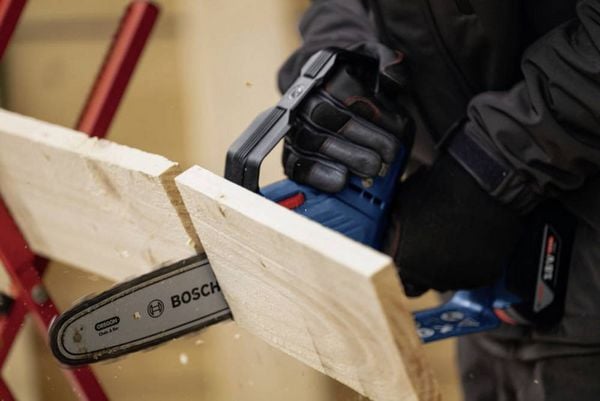 Produktbild: Bosch Professional GKE 18V-20 Akku-Asts&auml;ge 06008D7100 18V