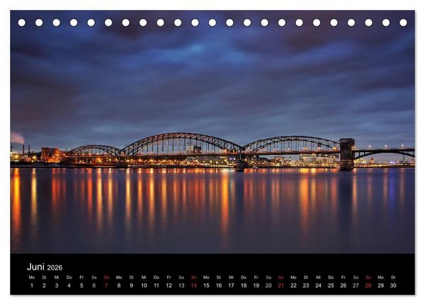 Produktbild: K&ouml;ln bei Nacht - dunkelbunte Stadt (Tischkalender 2026 DIN A5 quer), CALVENDO Monatskalender