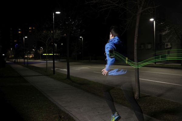 Produktbild: Wheel Bee Running Armbag Night Hawk 6x LED-Light