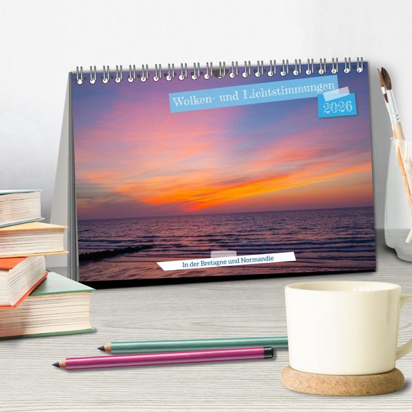 Produktbild: Wolken- und Lichtstimmungen (Tischkalender 2026 DIN A5 quer), CALVENDO Monatskalender