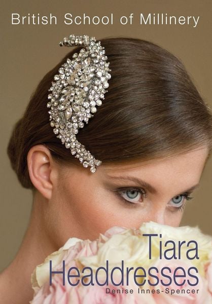 Produktbild: The British School of Millinery Tiara Headdresses