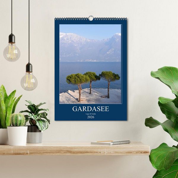 Produktbild: Eine zauberhafte Reise um den Gardasee (Wandkalender 2026 DIN A3 hoch), CALVENDO Monatskalender