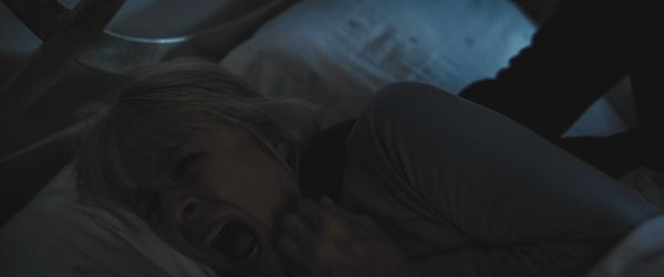 Produktbild: Unseen - Dunkle Macht