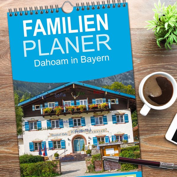 Produktbild: Familienplaner 2026 - Dahoam in Bayern mit 5 Spalten (Wandkalender, 21 x 45 cm) CALVENDO