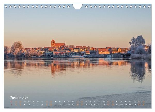 Produktbild: Zwischen See und Himmel - Waren (M&uuml;ritz) im Wandel der Jahreszeiten (Wandkalender 2027 DIN A4 quer), CALVENDO Monatskalender