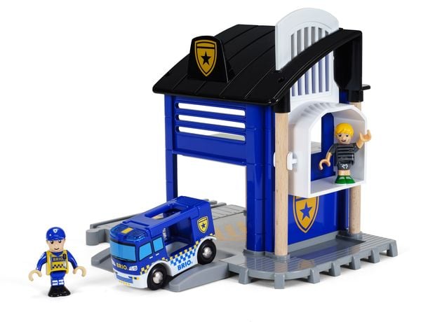 BRIO - Polizeistation mit Einsatzfahrzeug