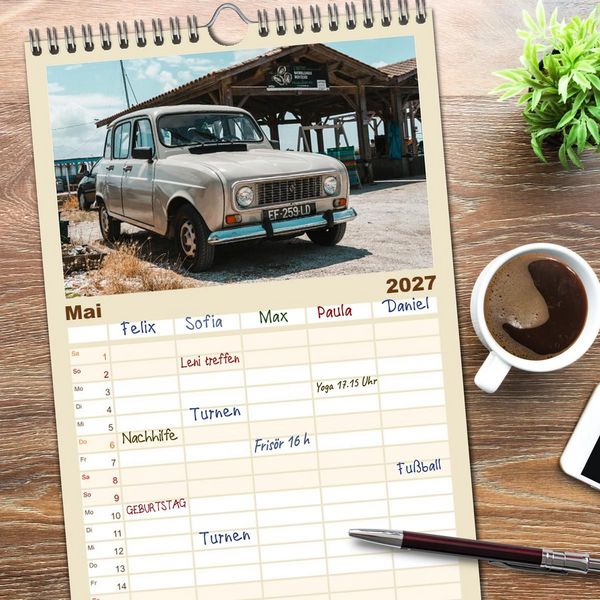 Produktbild: Familienplaner 2027 - Kultauto aus Frankreich - Renault 4 mit 5 Spalten (Wandkalender, 21 x 45 cm) CALVENDO