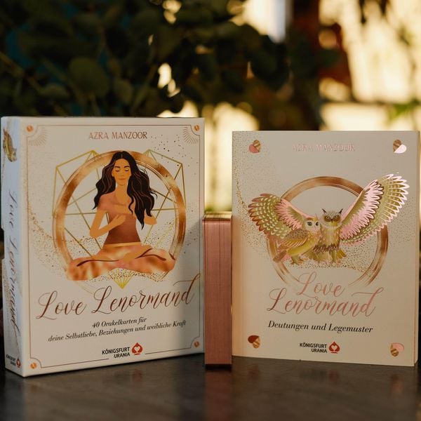Produktbild: Love Lenormand - 40 Orakelkarten f&uuml;r deine Selbstliebe, Beziehung, weibliche Kraft