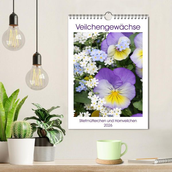 Produktbild: Veilchengew&auml;chse Stiefm&uuml;tterchen und Hornveilchen (Wandkalender 2026 DIN A4 hoch), CALVENDO Monatskalender