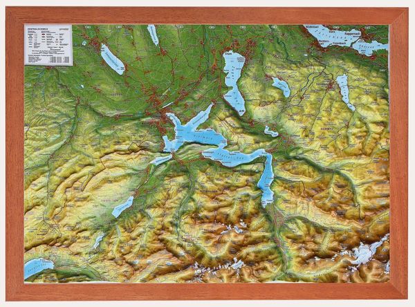 Produktbild: Relief Zentralschweiz klein 1:200.000 Holzrahmen