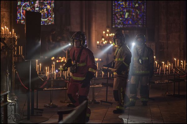 Produktbild: Notre-Dame in Flammen