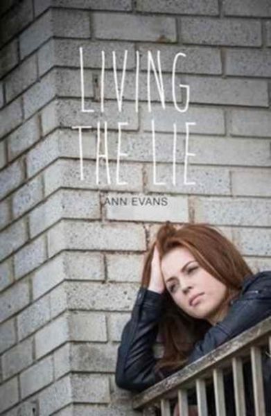 Produktbild: Living the Lie