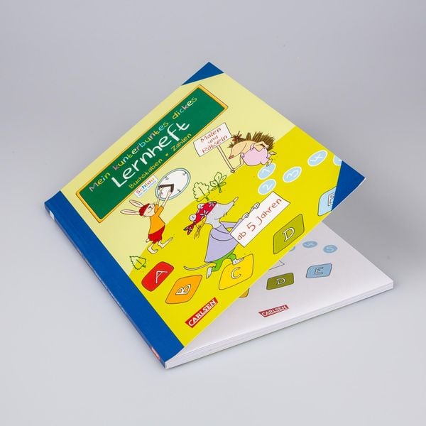 Produktbild: Schlau für die Schule: Mein kunterbuntes dickes Lernheft: Buchstaben und Zahlen