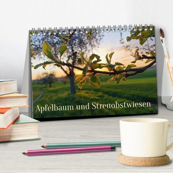 Produktbild: Apfelbaum und Streuobstwiesen (Tischkalender 2027 DIN A5 quer), CALVENDO Monatskalender