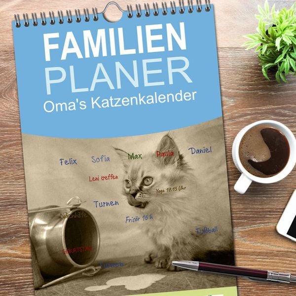 Produktbild: Familienplaner 2026 - Oma's Katzenkalender 2026 mit 5 Spalten (Wandkalender, 21 x 45 cm) CALVENDO
