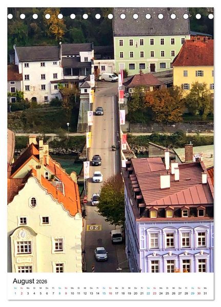 Produktbild: Burghausen, eine historische Stadt im Fokus (Tischkalender 2026 DIN A5 hoch), CALVENDO Monatskalender