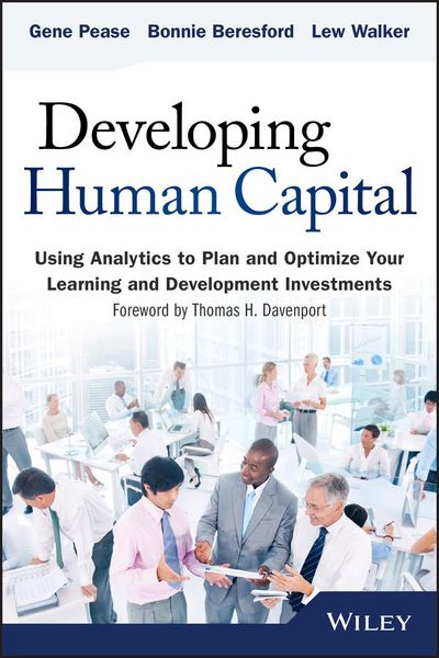 Produktbild: Developing Human Capital