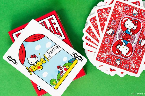Produktbild: Bicycle&reg; Hello Kitty - 50th Anniversary (Designer Spielkarten, Poker, Skat...)
