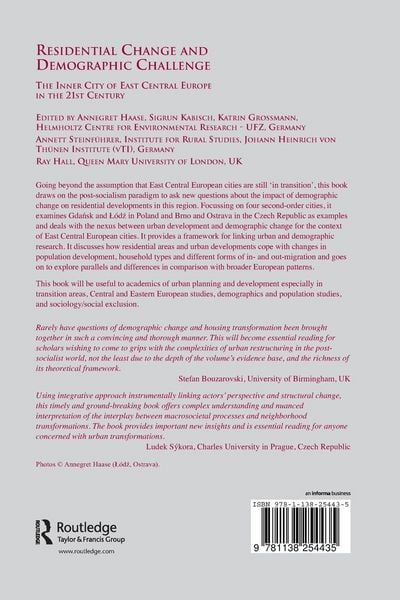 Produktbild: Residential Change and Demographic Challenge