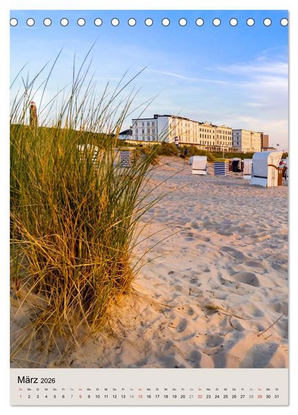 Produktbild: Borkum Strandspaziergang (Tischkalender 2026 DIN A5 hoch), CALVENDO Monatskalender