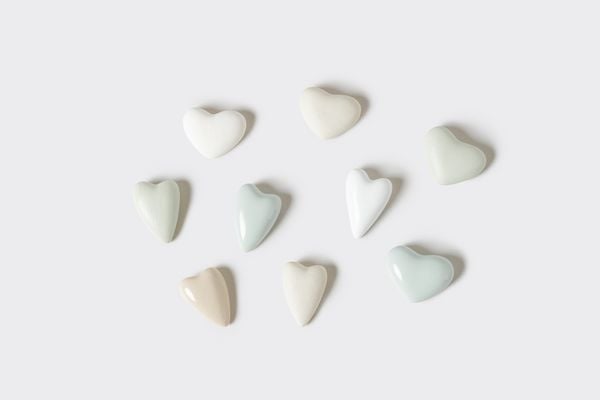 Räder Steinzeugherz (weiß, creme, salbei)