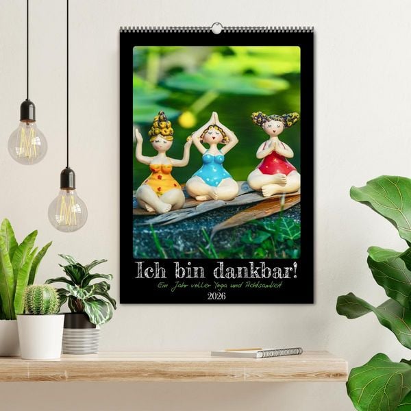 Produktbild: Ich bin dankbar - ein Jahr voller Yoga und Achtsamkeit - Yoga Kalender (Wandkalender 2026 DIN A2 hoch), CALVENDO Monatskalender