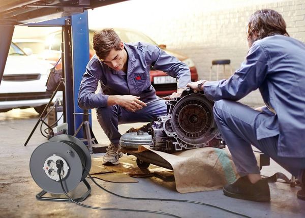 Produktbild: Sygonix SY-5655928 Kabeltrommel 50m Schwarz Schutzkontakt-Stecker