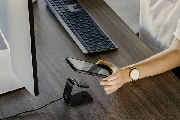 Produktbild: Crosscall Ladestation 18W X-DockE Ladeger&auml;t 1301299999435 Ausg&auml;nge 1x USB-C&reg; Schwarz