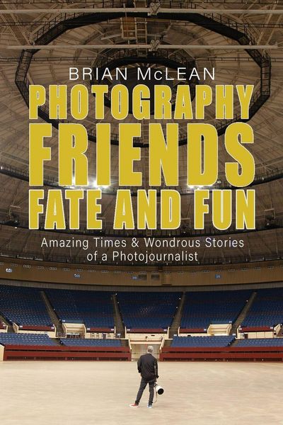 Produktbild: Photography, Friends, Fate, and Fun