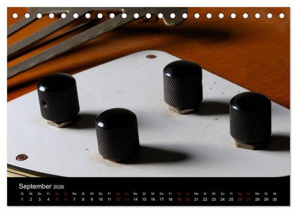 Produktbild: Feinheiten - Alte Gitarren im Detail (Tischkalender 2026 DIN A5 quer), CALVENDO Monatskalender