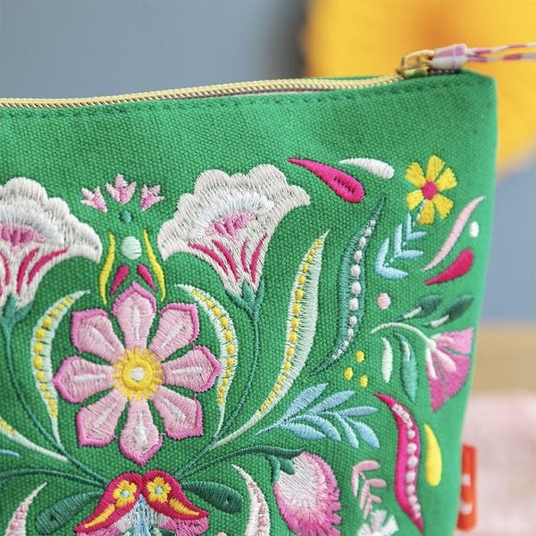 Produktbild: Fiesta del Sol Accessoirestasche bestickt, 18 x 24 cm, gr&uuml;n