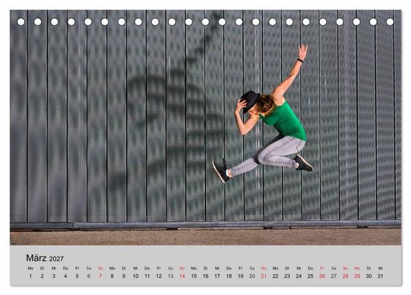 Produktbild: Momente des Sport (Tischkalender 2027 DIN A5 quer), CALVENDO Monatskalender