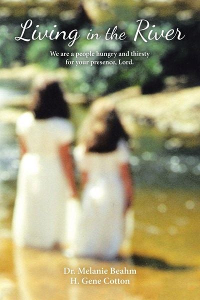 Produktbild: Living in the River