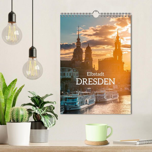 Produktbild: Elbstadt Dresden (Wandkalender 2026 DIN A4 hoch), CALVENDO Monatskalender