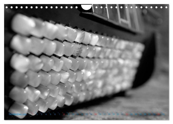 Produktbild: Akkordeon - close up (Wandkalender 2026 DIN A4 quer), CALVENDO Monatskalender