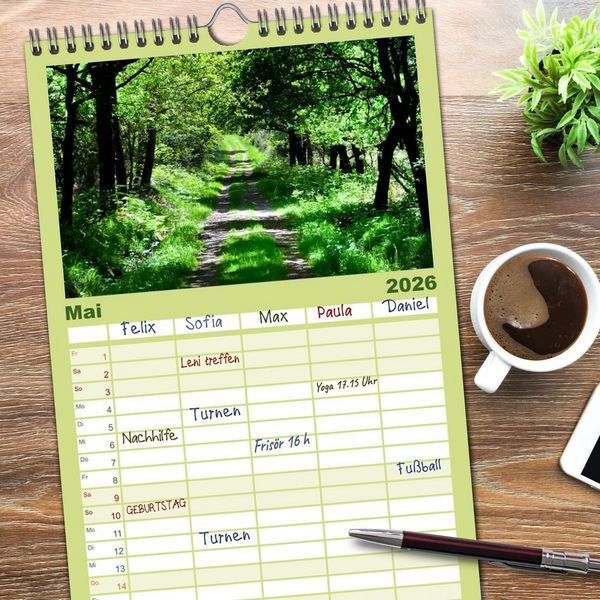 Produktbild: Familienplaner 2026 - Die Sch&ouml;nheit der Bretagne mit 5 Spalten (Wandkalender, 21 x 45 cm) CALVENDO
