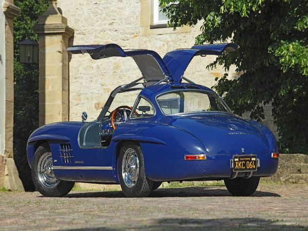 Produktbild: CALVENDO Puzzle Mercedes 300 SL Aluminium | 1000 Teile Lege-Gr&ouml;&szlig;e 64x48cm Foto-Puzzle f&uuml;r gl&uuml;ckliche Stunden