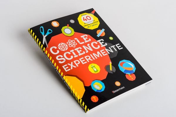Produktbild: Coole Science-Experimente. Optische Illusionen, Geheimschriften, Codes, Riesenseifenblasen, Vulkane, leuchtende Gl&auml;ser, Lautsprecher f&uuml;r Smartphones u.v.m. Mit anschaulichen Darstellungen der wissenschaftlichen Zusammenh&auml;nge