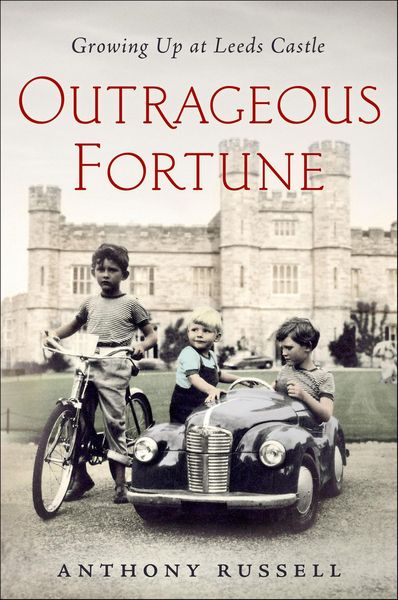 Produktbild: Outrageous Fortune
