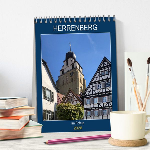 Produktbild: Herrenberg im Fokus (Tischkalender 2026 DIN A5 hoch), CALVENDO Monatskalender