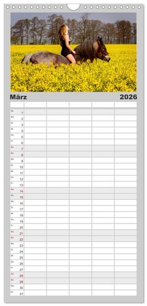 Produktbild: Familienplaner 2026 - Titanen Girls 2026 - erotische Frauen und starke Pferde mit 5 Spalten (Wandkalender, 21 x 45 cm) CALVENDO