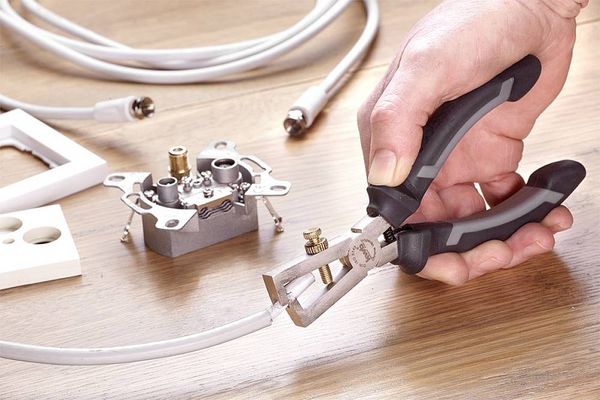 Produktbild: Kwb 388010 Abisolierzange Feinverstellung