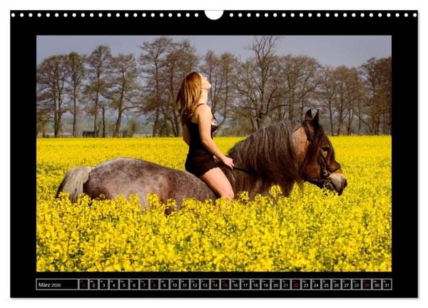 Produktbild: Titanen Girls 2026 - erotische Frauen und starke Pferde (Wandkalender 2026 DIN A3 quer), CALVENDO Monatskalender